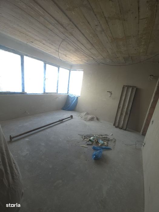 Duplex P+1+M 3 dormitoare 3 bai