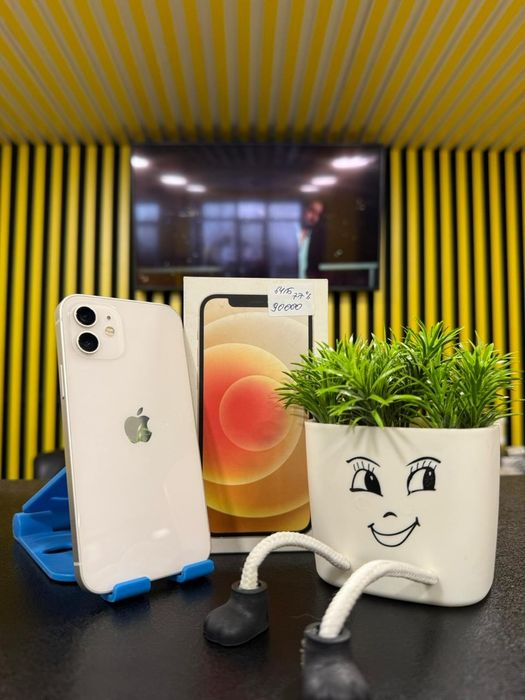 IPhone 12, 64гб, 77%