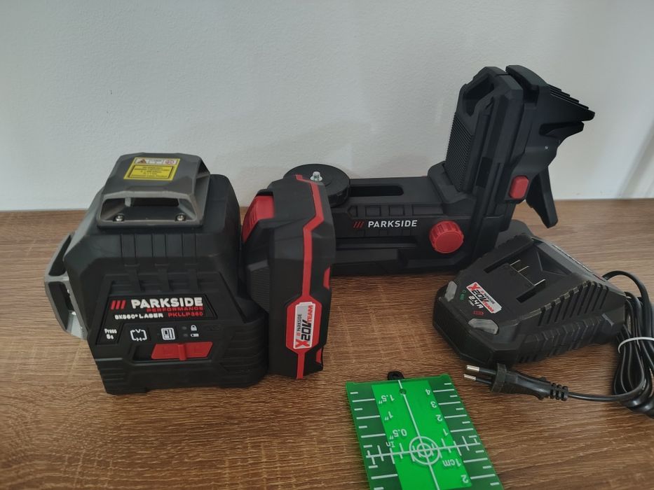 Nivelă laser Parkside Laser verde3x360°