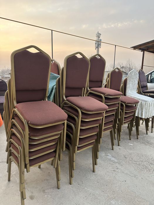 Стулья продается