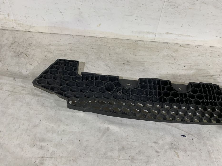 Inchidere inferioara Bara fata, Hyundai IX20, 2012, 2013, 2014, 2015, 2016, 2017, 2018, cod origine OE 86571-1K000.