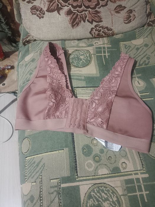 Продам бюстгалтер