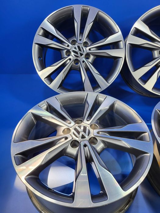 Vand jante R18 Bicolore pt Vw Passat CC, Golf 5-6-7, Sharan, Tiguan