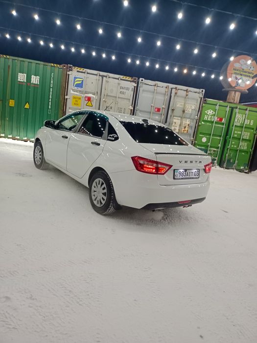 В продаже Веста 2019 год 1.6 мотор