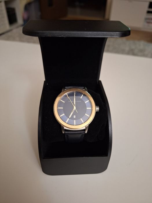 Vând urgent Ceas Armani Exchange