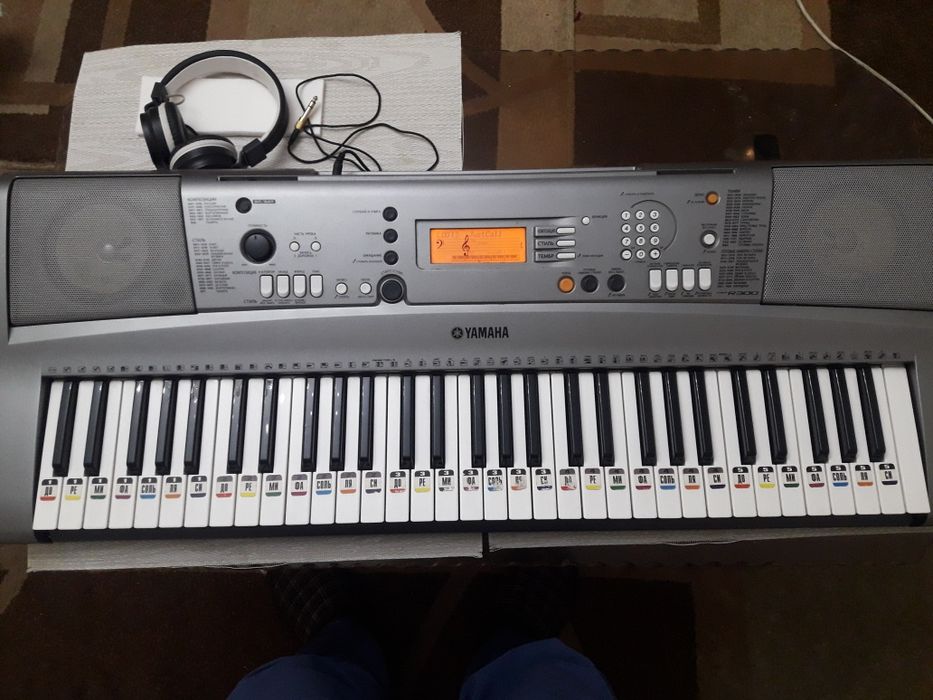 Ямаха синтезатор
