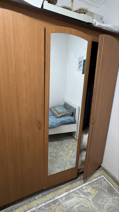 Продам вместительный шкаф для одежды