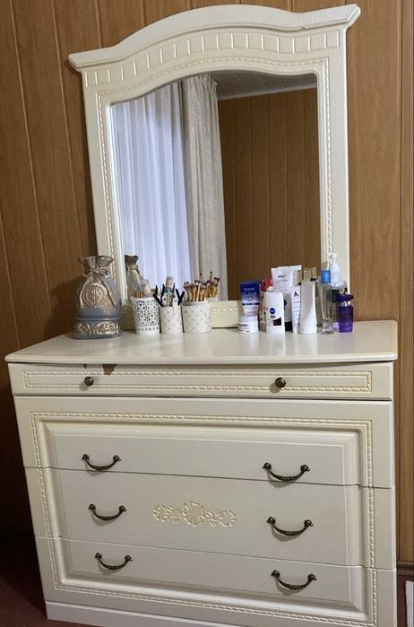 Спальный гарнитур с матрасом