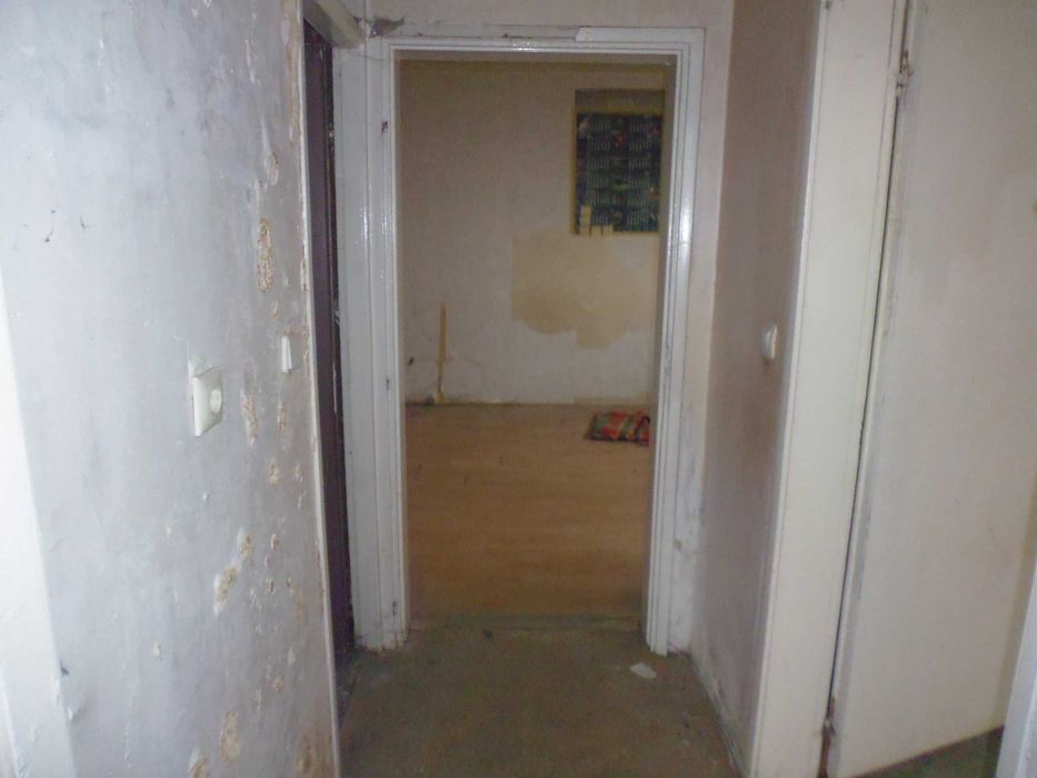 Тристаен апартамент за продажба в ж.к. Люлин 3, гр.София