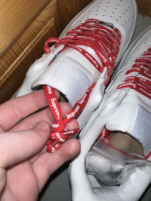 Nike Air Force 1 Low Supreme