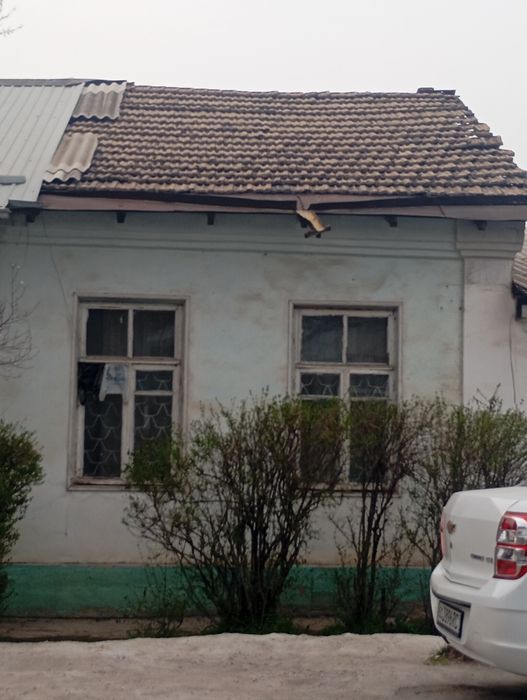 0.8 сотки 2 комнаты общий двор пр.ся,(1 соседка)Миробод,Узбум,34 900 $