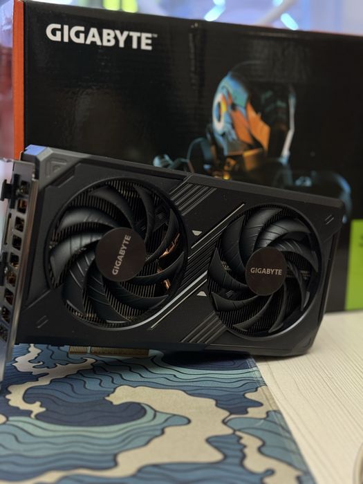 Видеокарта GIGABYTE RTX 5060