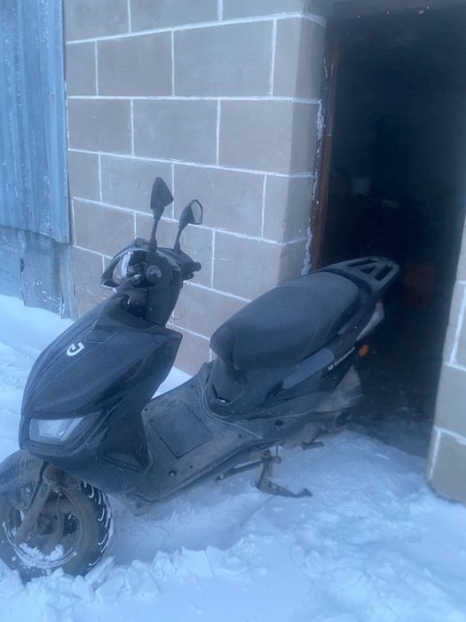 Скутер мопед м8 125 кубов