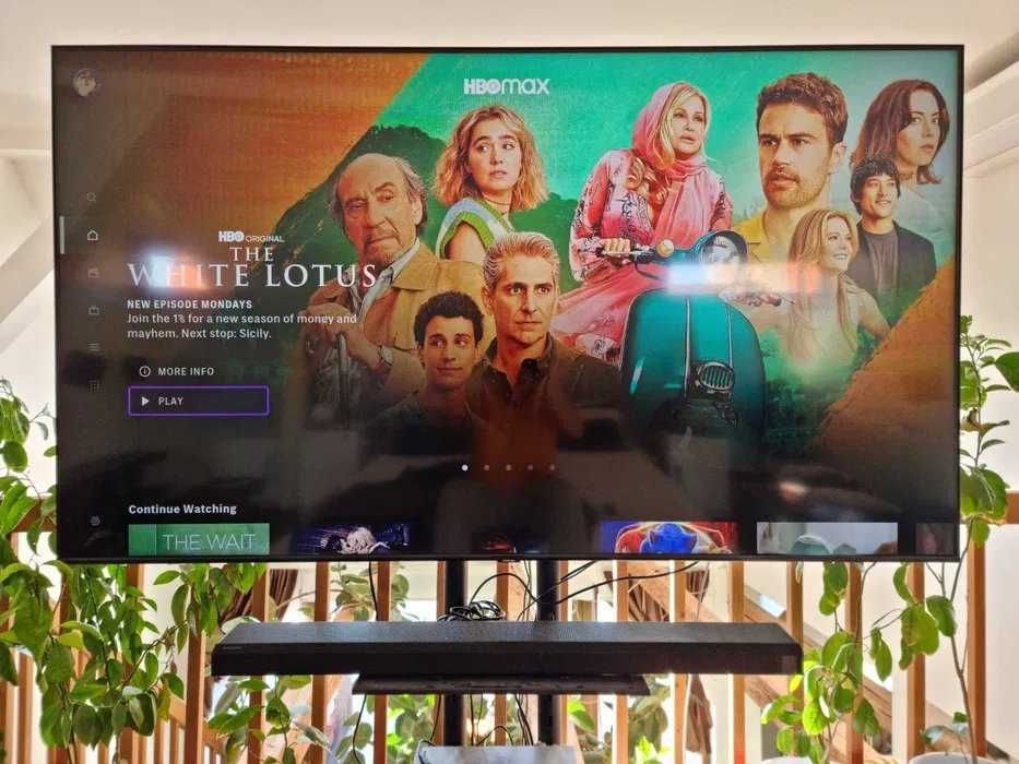 Televizor QLED Smart Samsung 75" (189 cm) Impecabil, 75Q70RA, Quantum Dot 4k UHD, Quantum HDR 1000, cu Stand