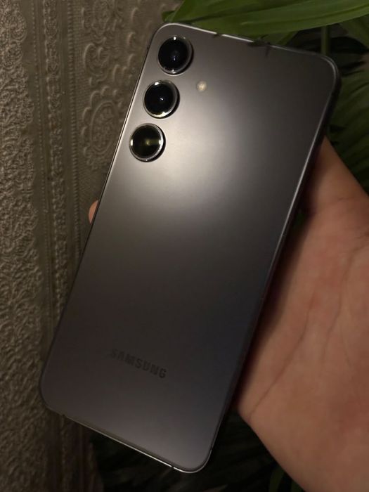 Samsung S24 plus 12/256 идеал