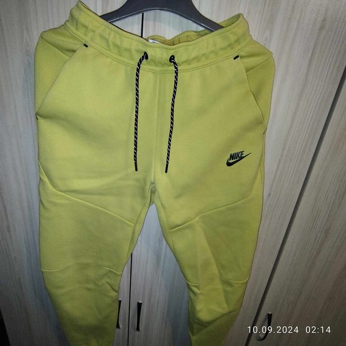 Tech fleece долнище