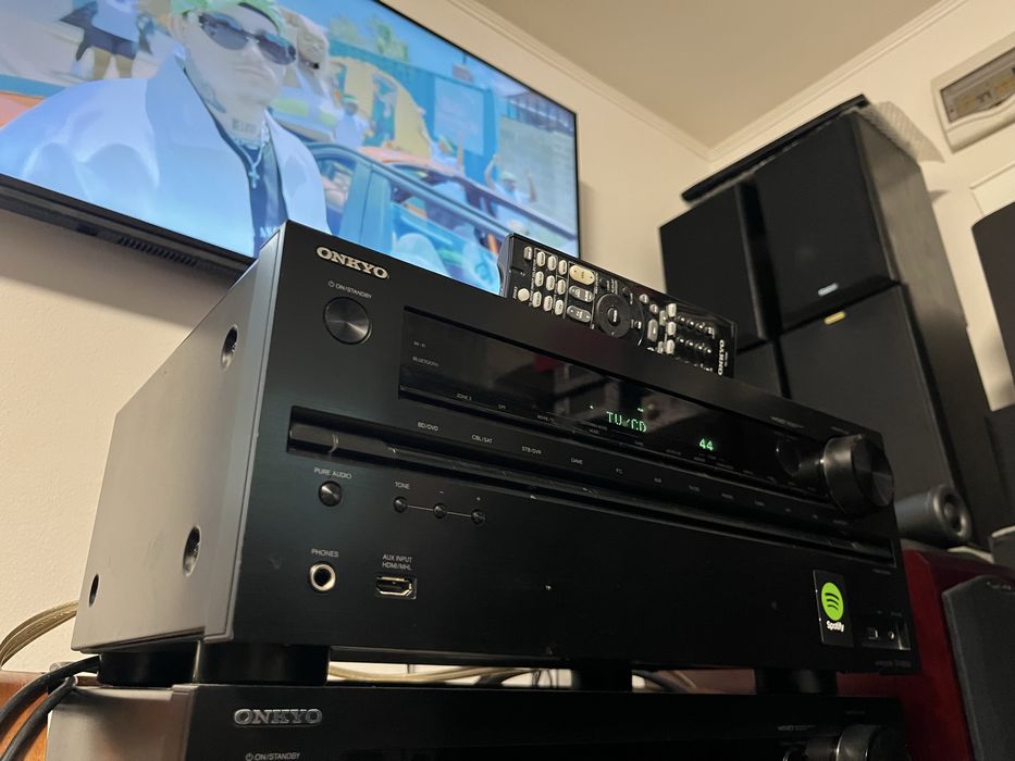 Receiver Onkyo TX-NR636 7.2/4k/Atmos/Bluetooth/Spotify/Airplay/Wifi/usb etc