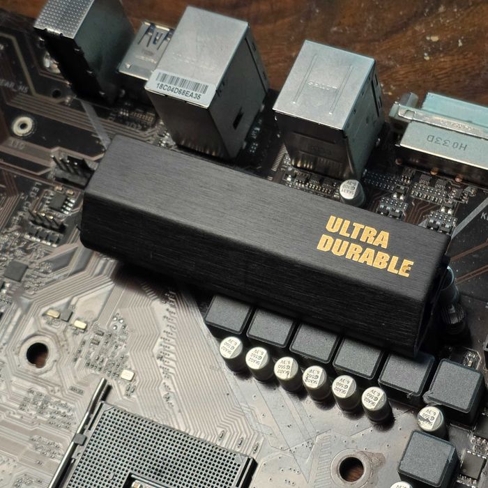 Топ дъно за AMD Ryzen: Gigabyte B550M DS3H | PCIe 4.0 | Като Ново!