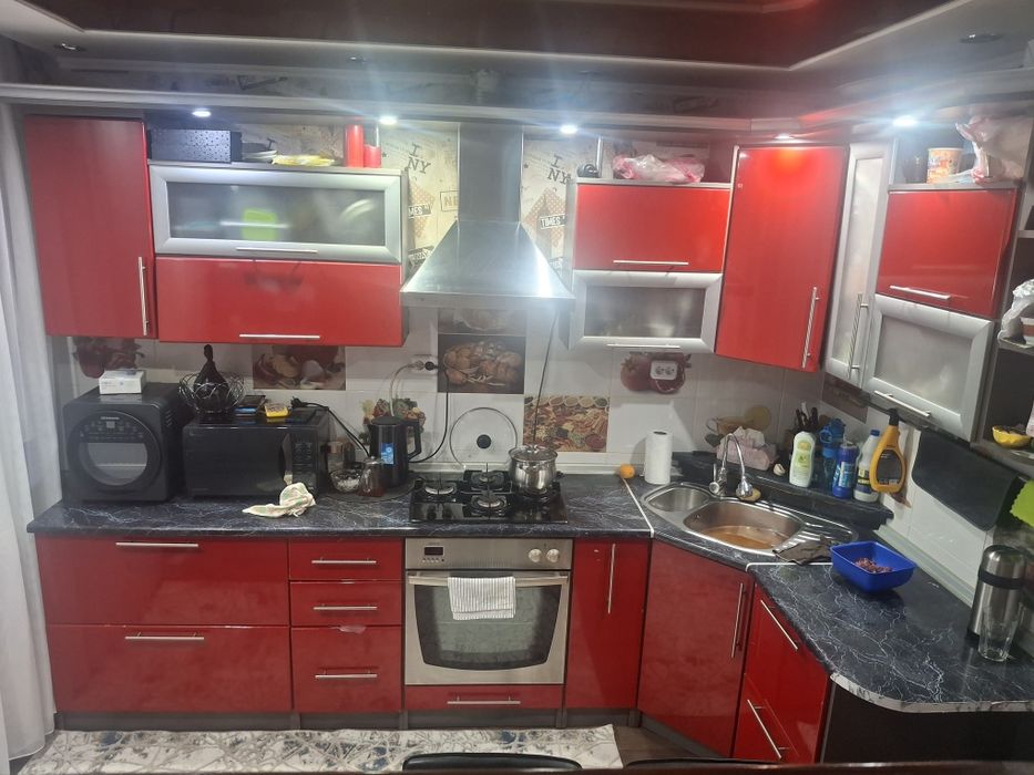 Квартира трехкомнатная