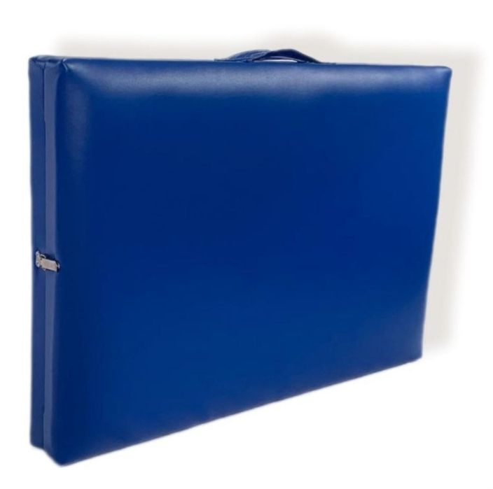 Продается кушетка