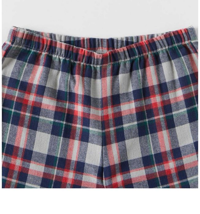 Продавам детска пижама