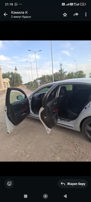 Продается машина марки Leksus.