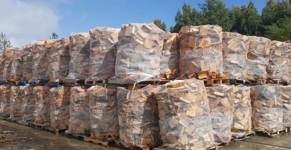 Alta Sistem ambalare lemn de foc PackFix Hydro Posch Austria Sistem ambalare lemn de foc PackFix Hydro Posch Austria