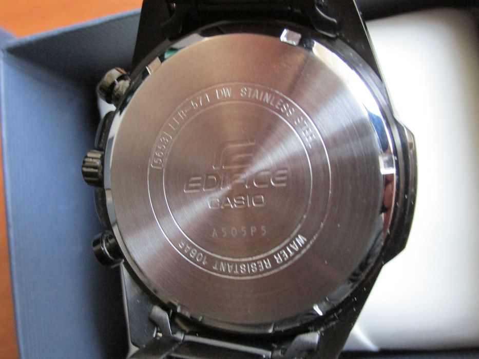 Casio EFR-571DC-1AV EDIFICE 100M Касио като нов