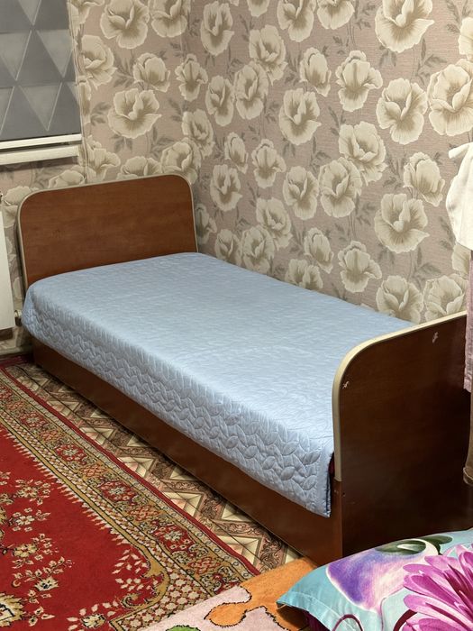 Кровать сатылады!