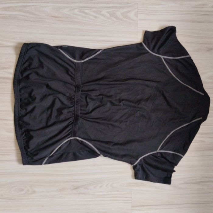 Пистов гащеризон и тениски