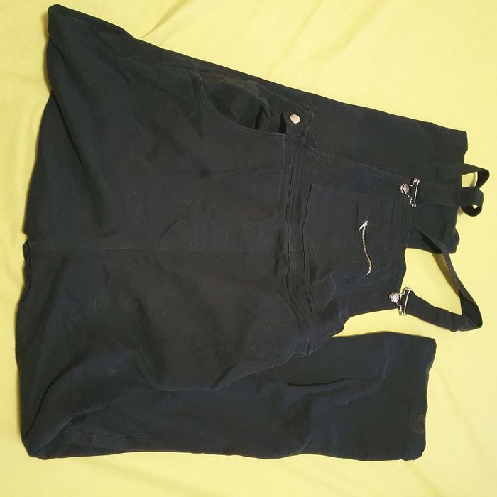 Черен гащеризон за бременни