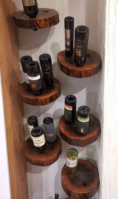 Стойки за вино от орех