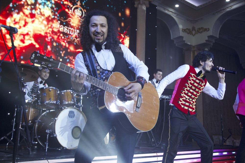 Гитара-уроки. Обучение на гитаре с выездом