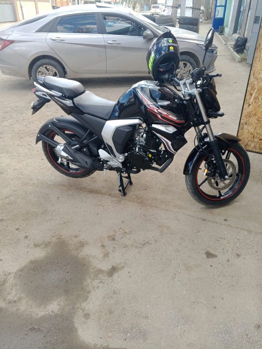 Продам новый мотоцикл ещё в пакете)