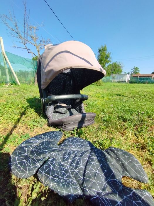 Детска количка chipolino