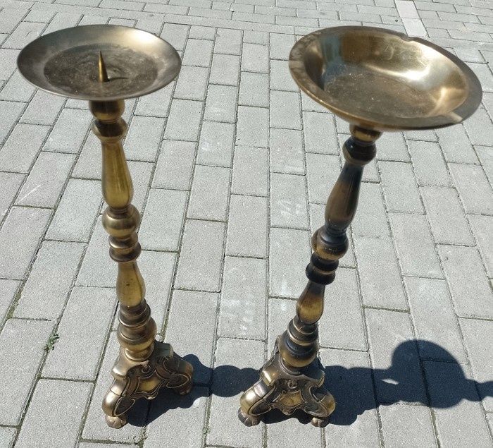 Superbe piese din bronz sfeșnic și scrumiera ,lucrătură de o foarte ma