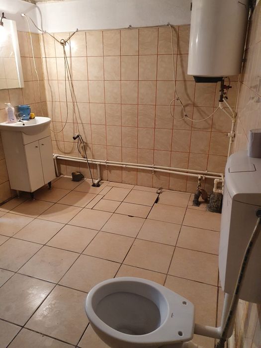 Inchriez casă Fierbinți Targ ialomița