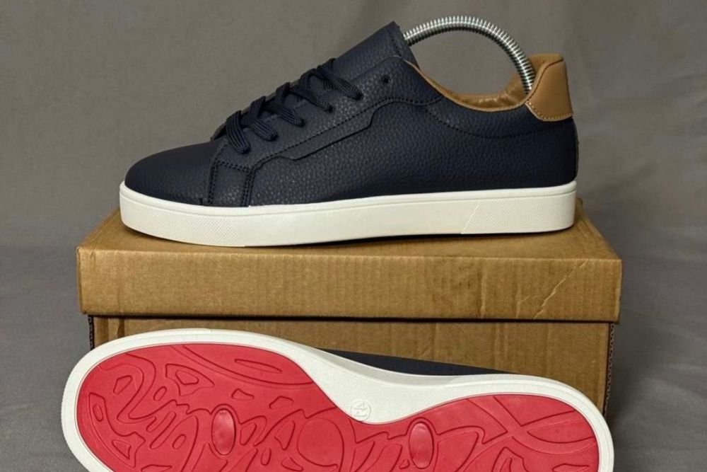 Christian Louboutin, erkaklar kedasi