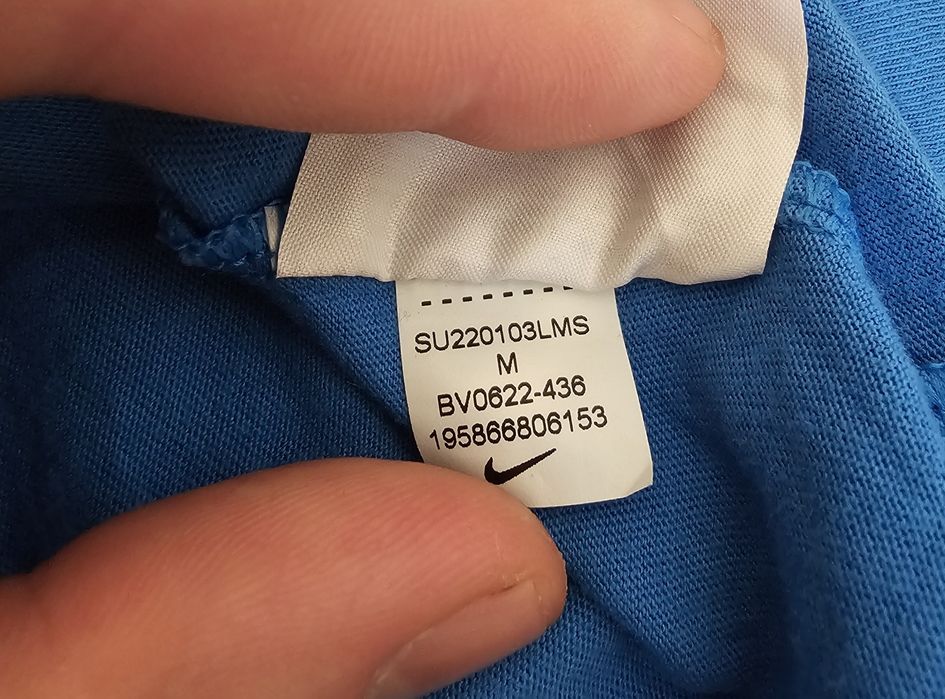 Продам оригинальную футболку Nike