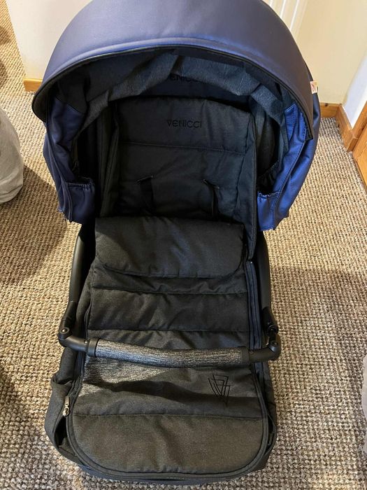 Carucior 3 in 1 Venicci copii