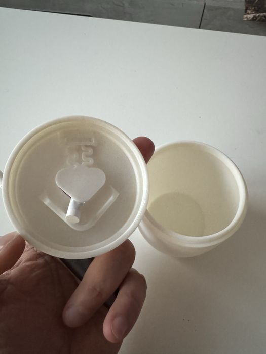 Scrumiera Iqos fara mirosuri pentru masina , birou , acasa