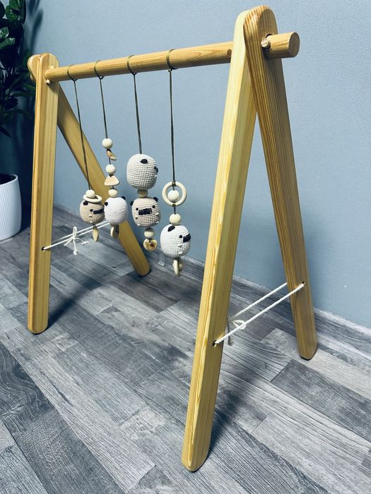 Тренажер-стойка развивающий