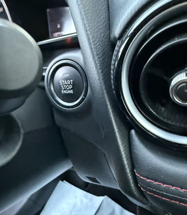 Mazda 2 Skyactiv Мазда 2