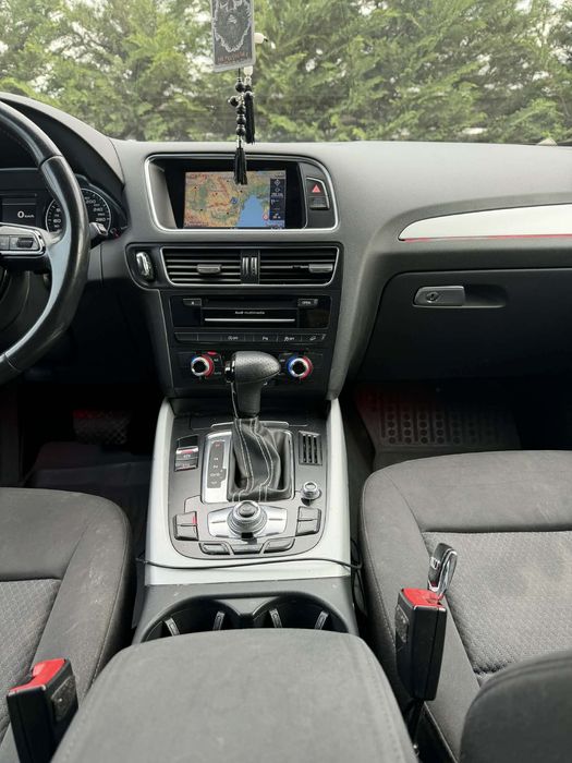 Audi Q5 S line 2.0 TDI Quattro 4x4