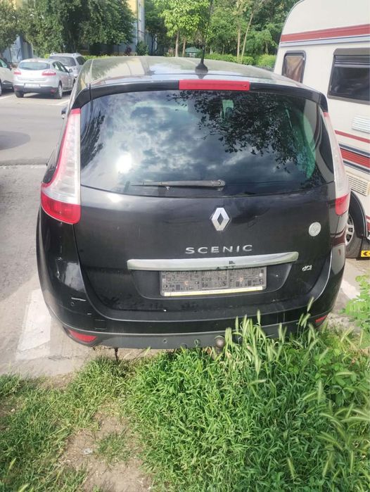 Renault Grand Scenic 3  2013