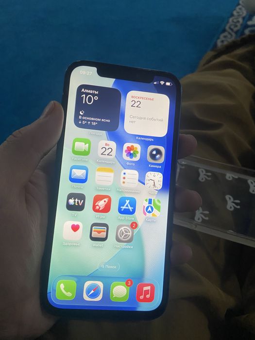 Продам Айфон 12 128gb