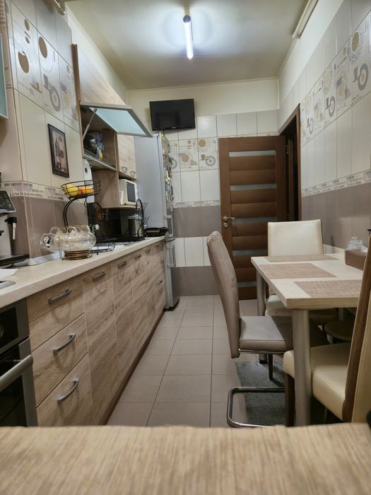 Metrou BRANCOVEANU,  2 camere, decomandat, SPATIOS, mobilat, bloc nou