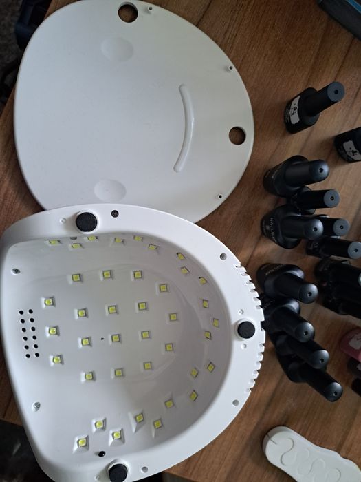 Лампа и нови гел лакове