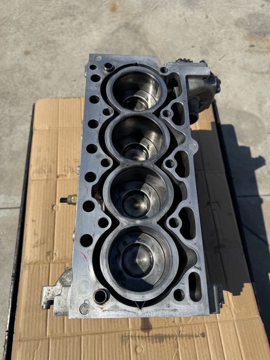 Bloc motor ambielat  Volvo V40 / S60 / V60 D4204T8 D2 2.0 Diesel euro 6 2019