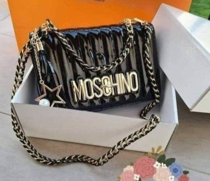 Geanta damă,super model,diverse nuanțe,saculet,etichetă